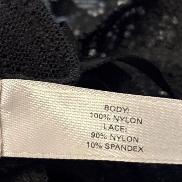 Victoria’s Secret Chantilly 2007 Lace Black Mesh Floral Teddy VTG SEXY 1PC Large - Picture 12 of 17